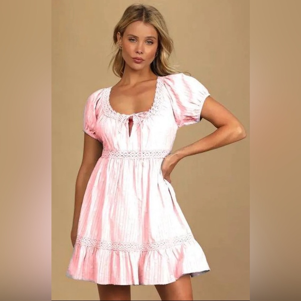 NWT Lulu’s So Darling Blush Mini Dress